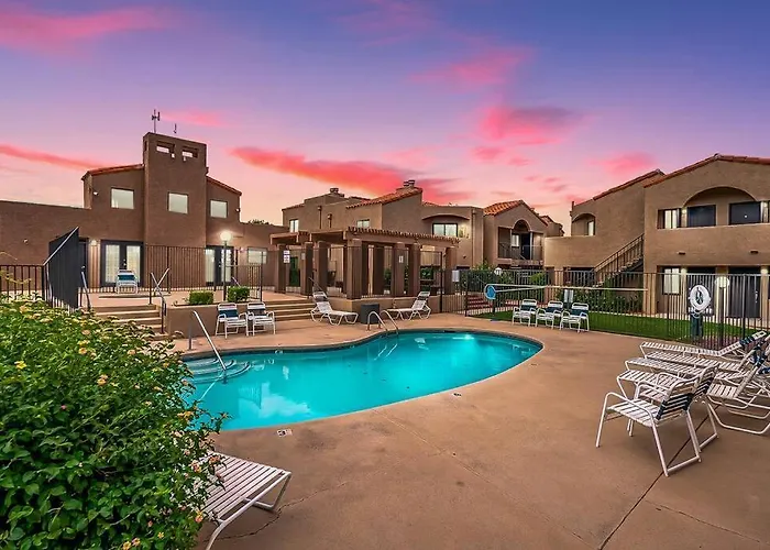 Bright & Cozy 1Bd Condo Near Uofa, Umc W Pool, Parking - Low Summer Rates!